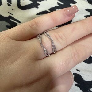 White gold ring enhancer